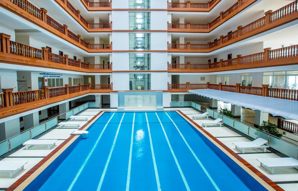 Mekongview 2 Condotel 프놈펜 외부 사진