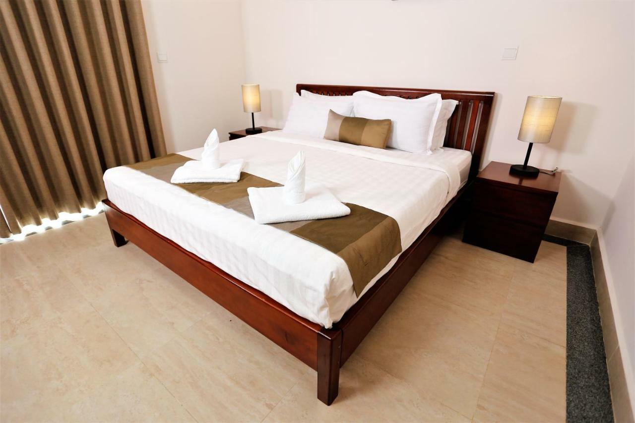 Mekongview 2 Condotel 프놈펜 외부 사진