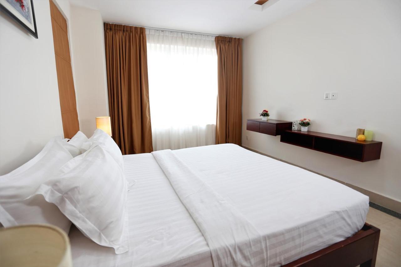 Mekongview 2 Condotel 프놈펜 외부 사진