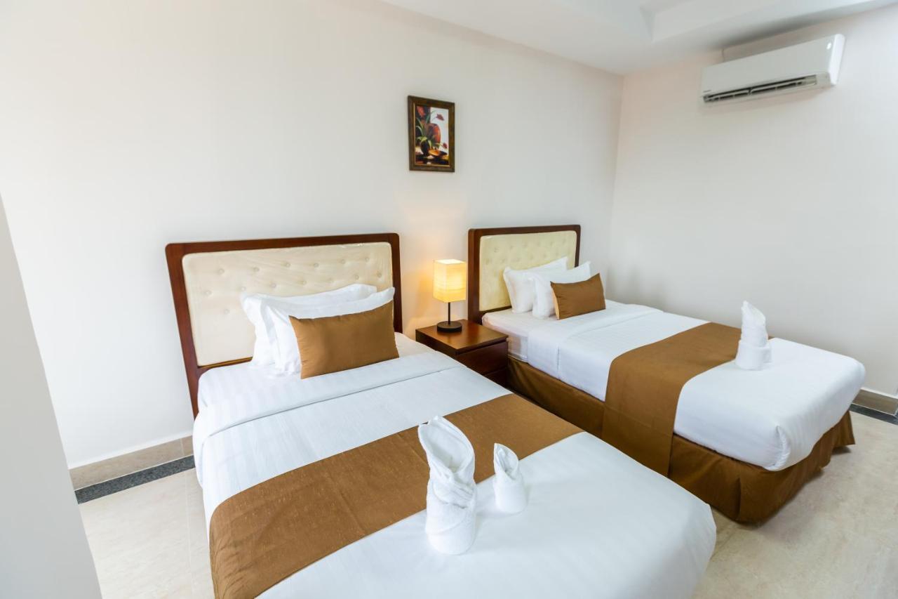 Mekongview 2 Condotel 프놈펜 외부 사진